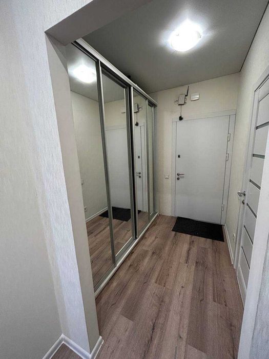 Продам 1 кімнатну квартиру ЖК Озерний