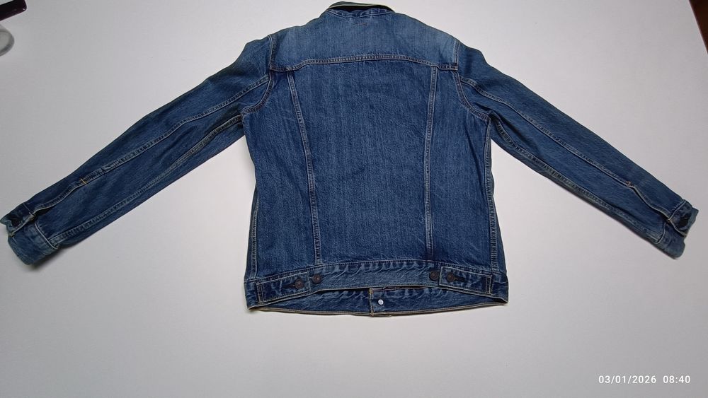 Casaco Levi's-: tamanho M