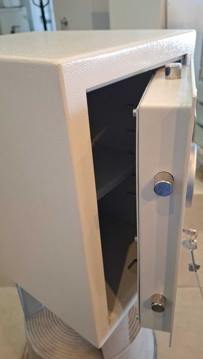 Sejf domowy Hartman Tresore, klasa S2 odporności na włamanie, na broń