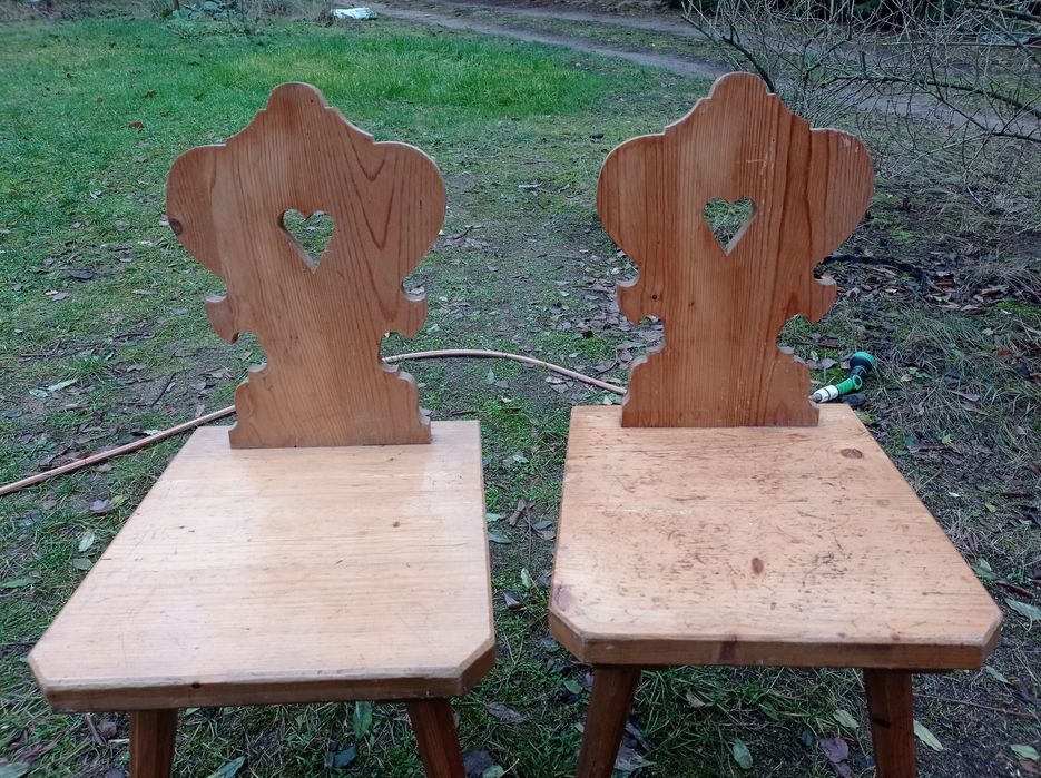 Krzesła Drewniane w stylu Górskim