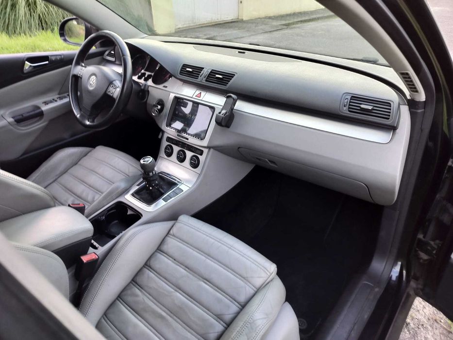 VW Passat Variant 2.0 TDI - Highline / Bom Estado