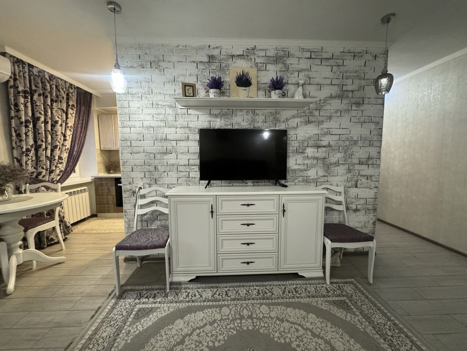 Продаж трикімнатної квартири з ремонтом по вул. Г. Матуляка, пр. Миру