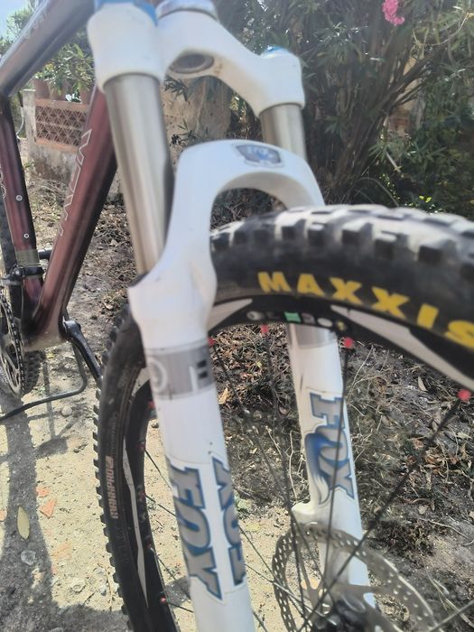 Trek 9700 oclv carbon