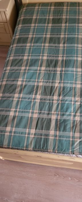 Colcha cama solteiro+ 4 almofadas+cortinado