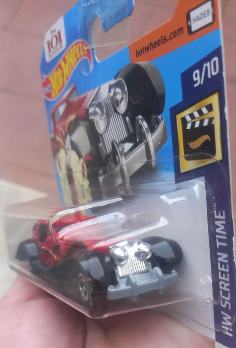 Cruella de vil hot wheels