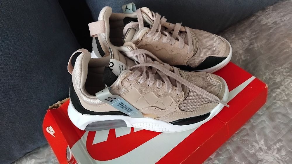 Buty damskie Nike Jordan Inspire, rozm.40