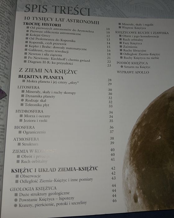 Atlas nieba książka
