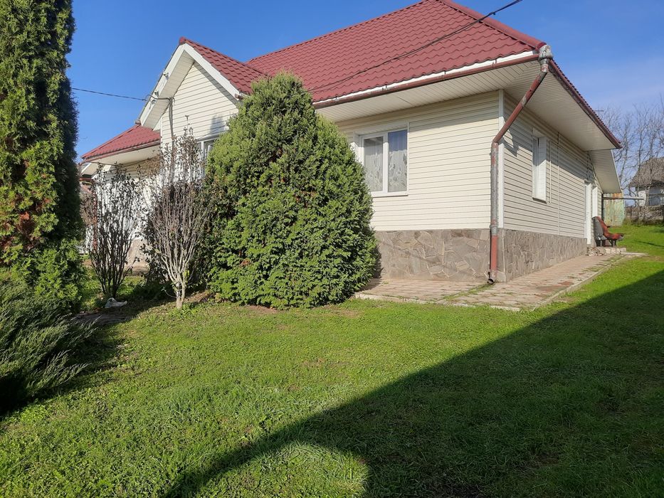 Продам будинок  к хорошому стані  кому потрібно  дзвоніть.