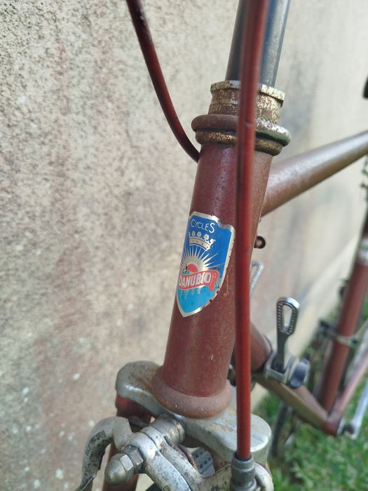 Bicicleta antiga de estrada