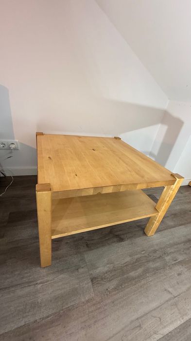 Mesa de centro/apoio em madeira bétula a muito bom preço