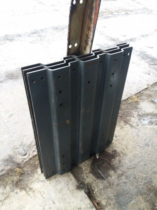 Седло JOST , плита под седло 4см гофра