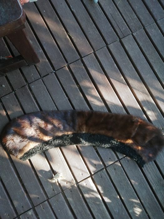Kołnierz damski z naturalnej skórki ( norki+ karakuł ) )