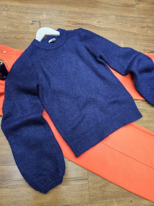 Светр H&M  шерсть  мохер розмір XS S
Стан і