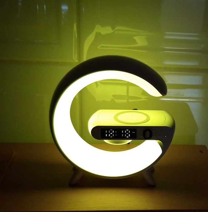 Rádio despertador e carregador telemóvel wireless.