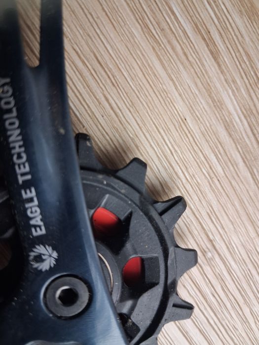 Przerzutka tylna SRAM X01 Eagle AXS bluetooth  bezprzewodowy