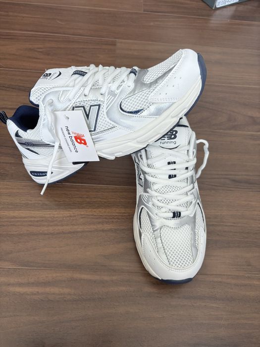 Sapatilhas New Balance 530