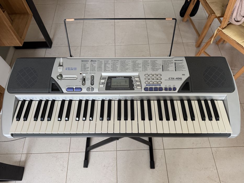 Teclado Casio CTK-496