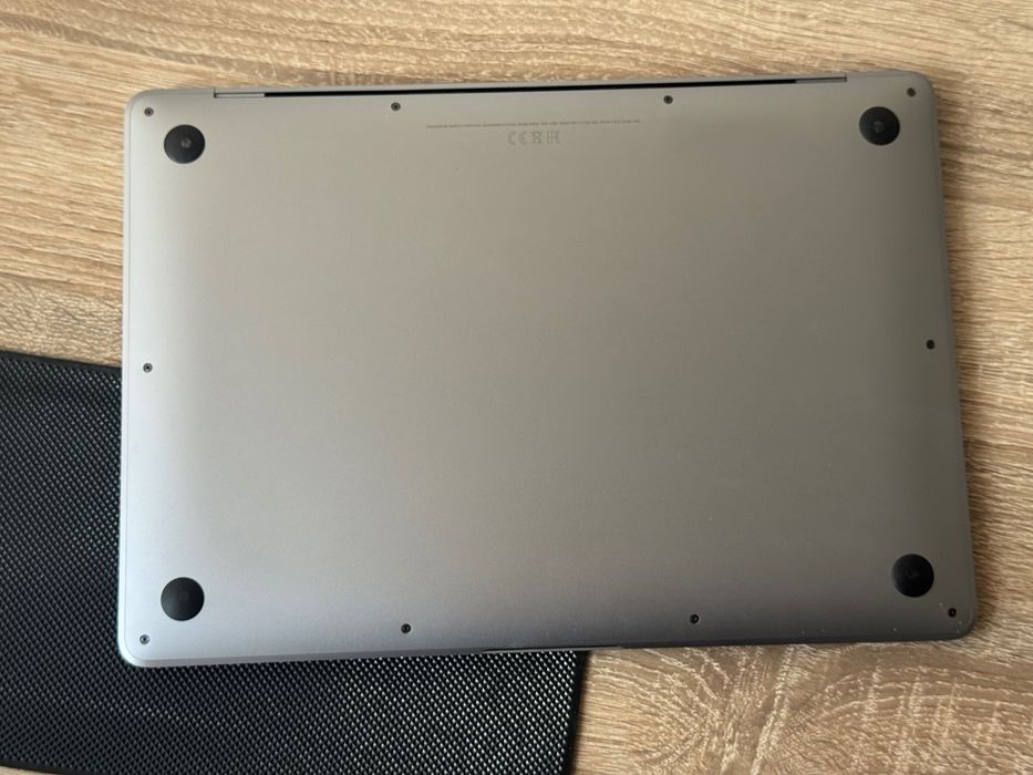 Macbook Air 13 2020 i5/8gb/256gb