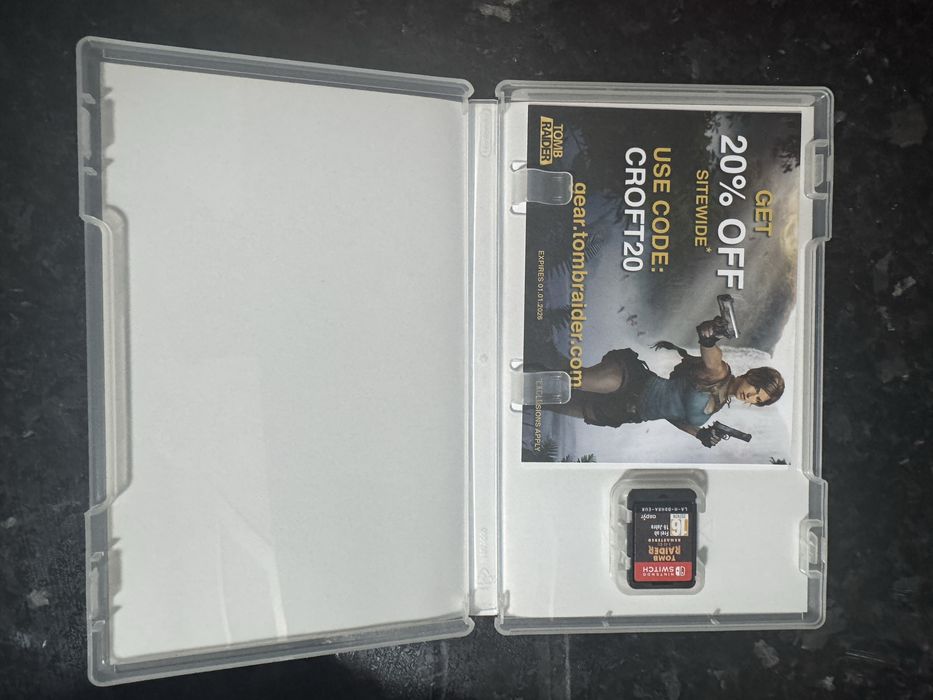 Jogo Nintendo Switch Lara Croft