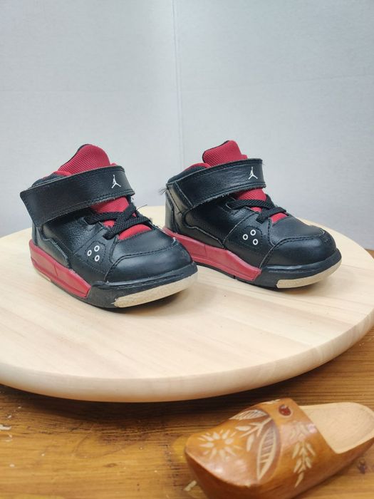 Buciki r.25 Nike Air Jordan Flight dla dzieci na rzep