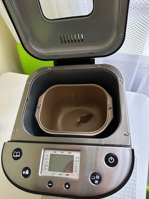 Хлібопічка Mystery MBM-1208 сірого кольору