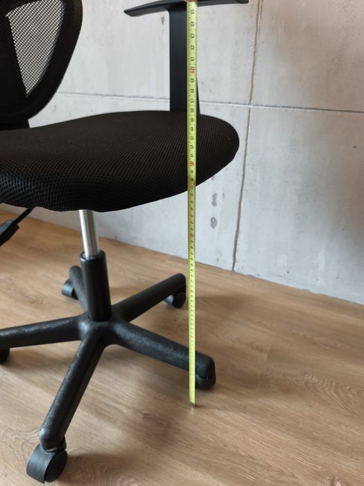 Ergonomiczne krzesło obrotowe dla dziecka