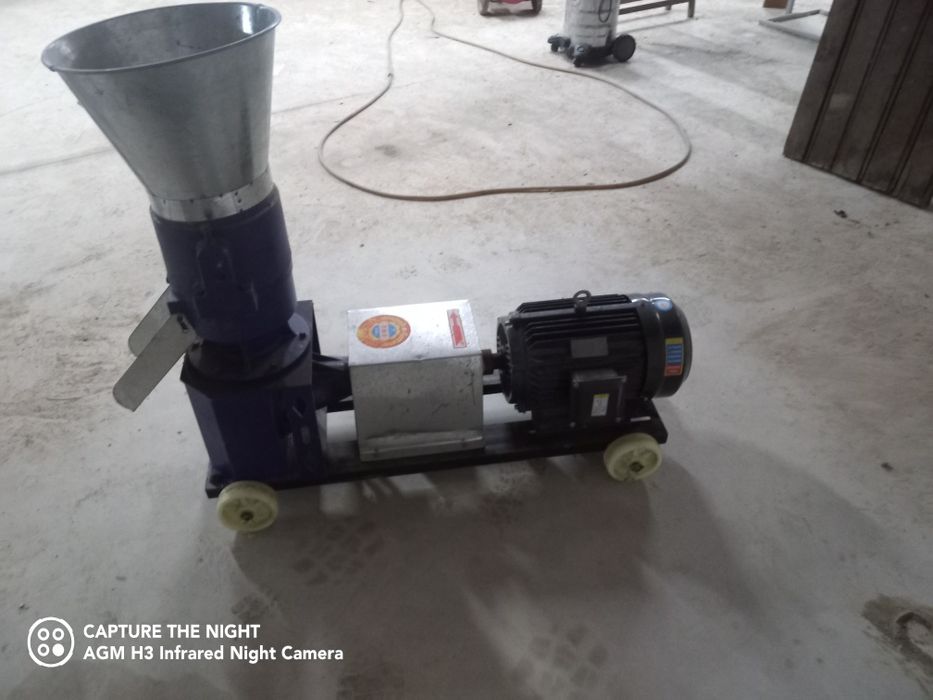 Máquina de fazer pellets