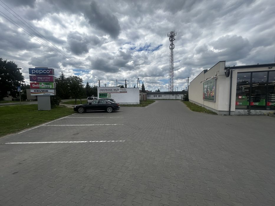 Wynajme sklep 140-240 m2 w galerii handlowej