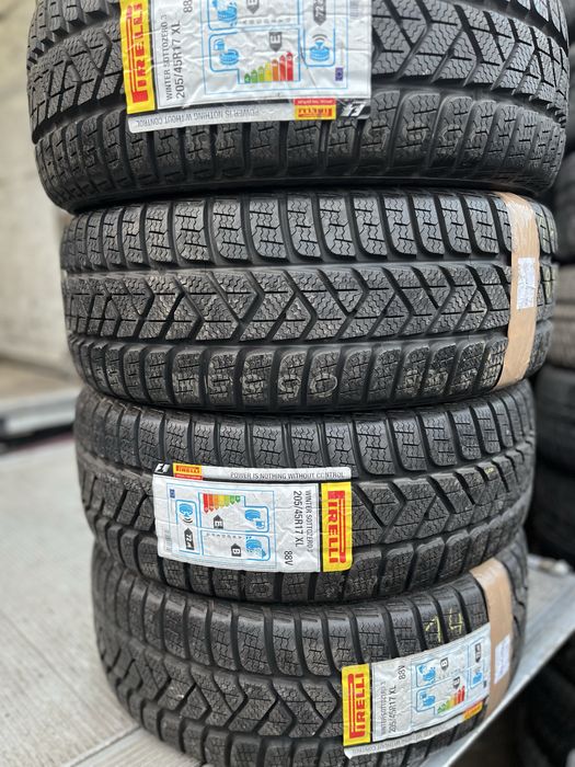 205/45/R17 (зима) Pirelli Sottozero3 Winter