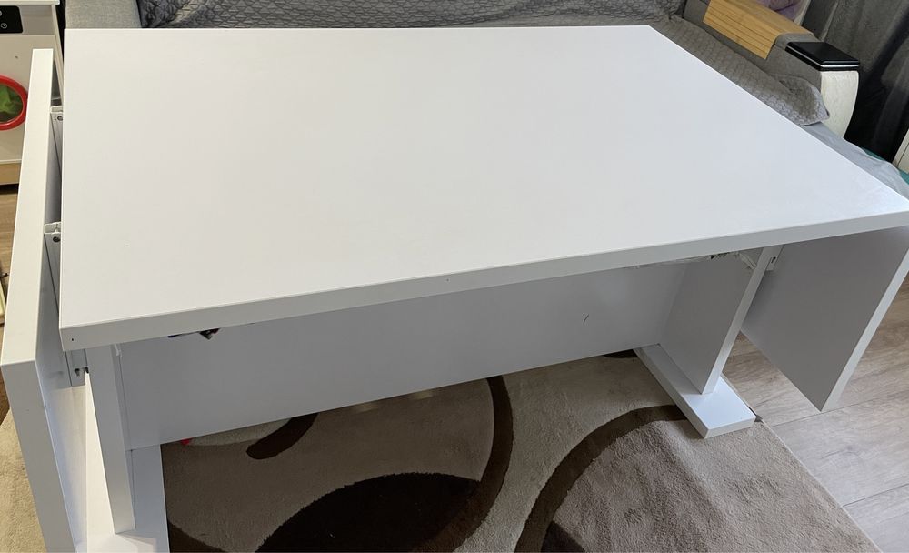 Duzy stót do salonu iadalni