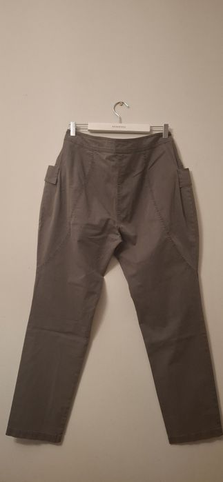 Spodnie materiałowe Tatuum 44