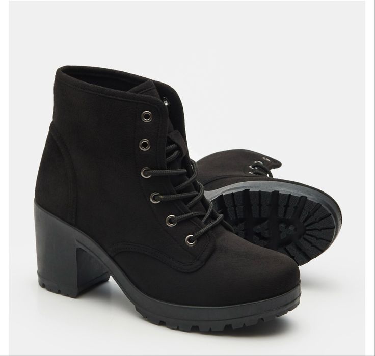 Ботильйони на підборах