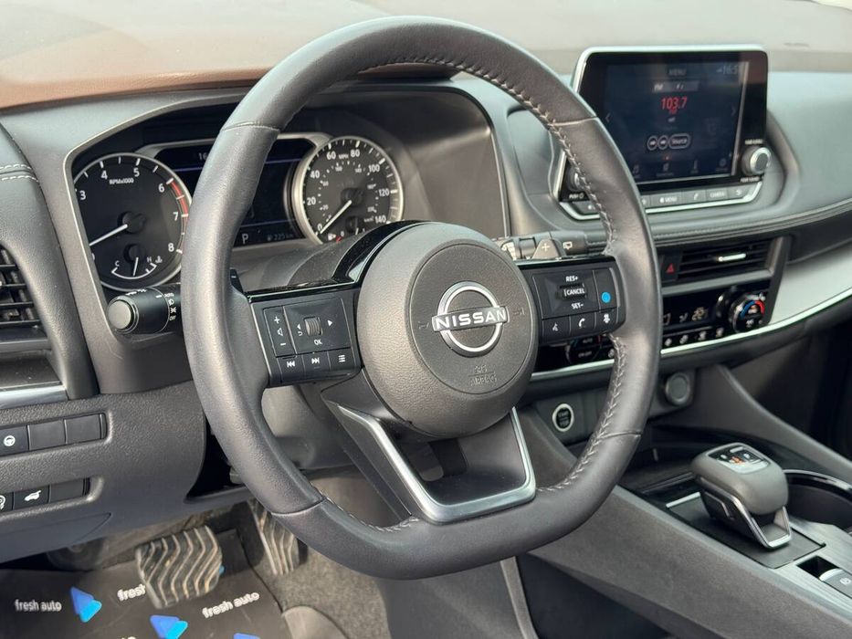 Nissan Rogue 2023 freshauto
