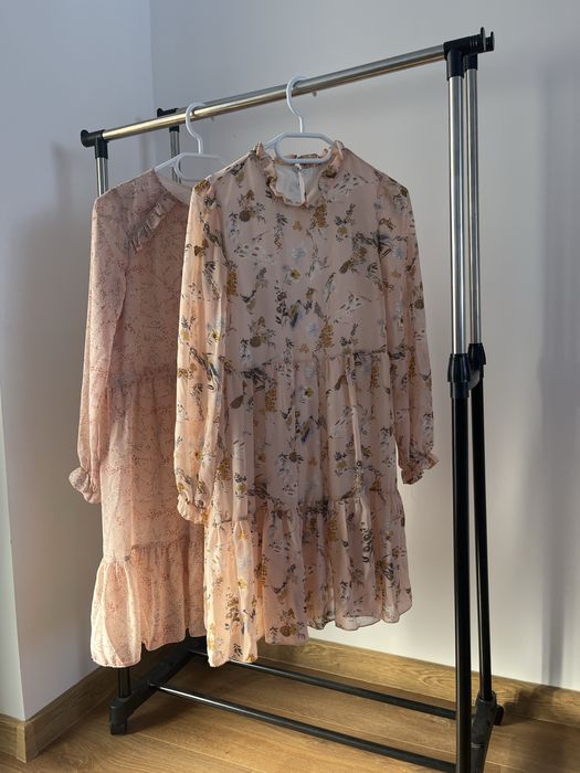 Продам 2 сукні ніжно рожевого кольору на дівчаток 10-14 років