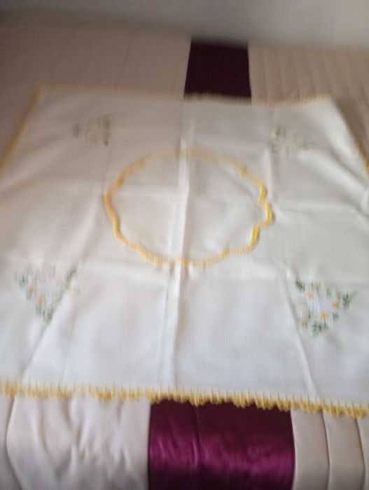 Venda de panos bordados