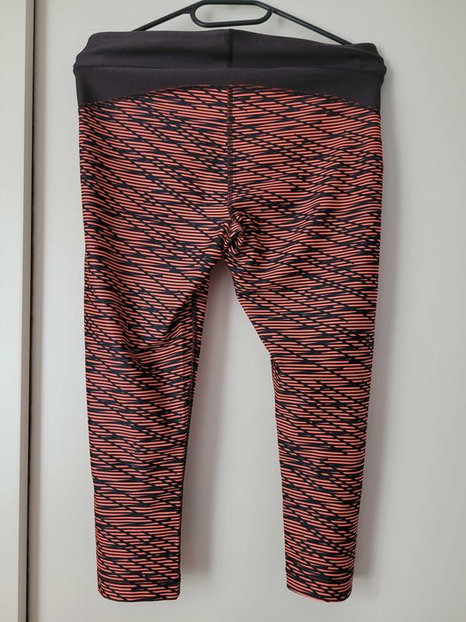 Używane spodnie treningowe 3/4 Under Armour