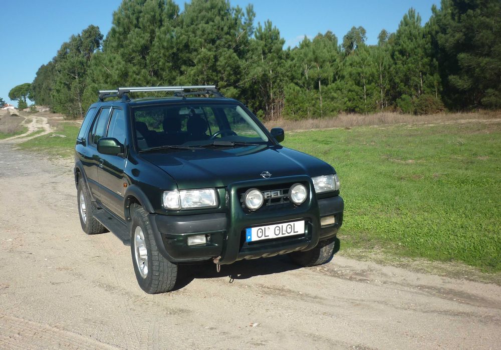 Opel Frontera 2.2 DTI — photo 3