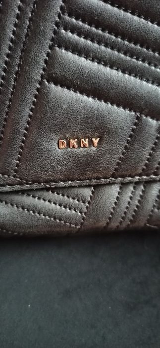 Mała torebka DKNY