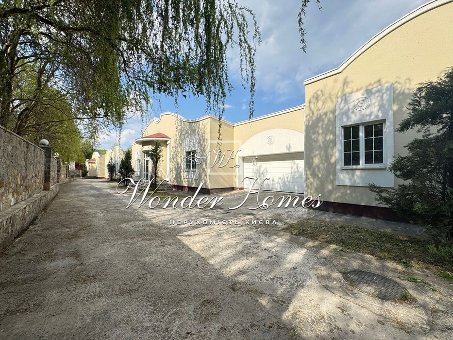 Продажа дома особняка резиденции 1200м2 в с.Григоровка Обуховского р-н