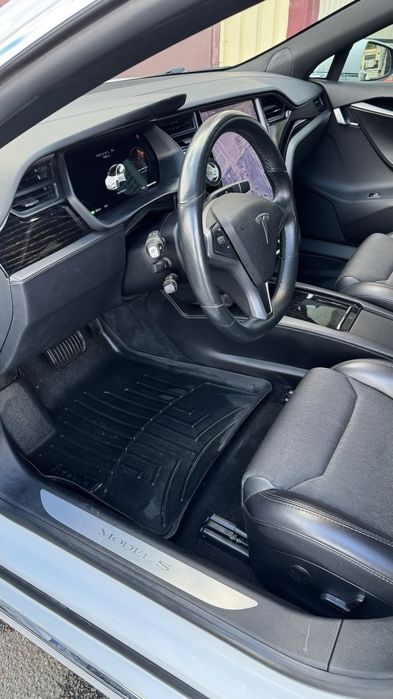 Аренда TESLA S 8000гр/неделя