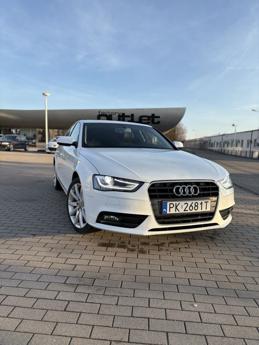 •AUDI A4•CR•Multitronic•2015•