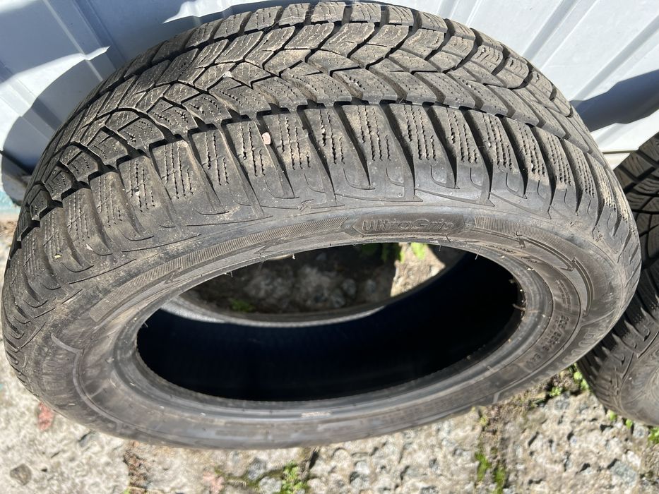 Зимова гума goodyear