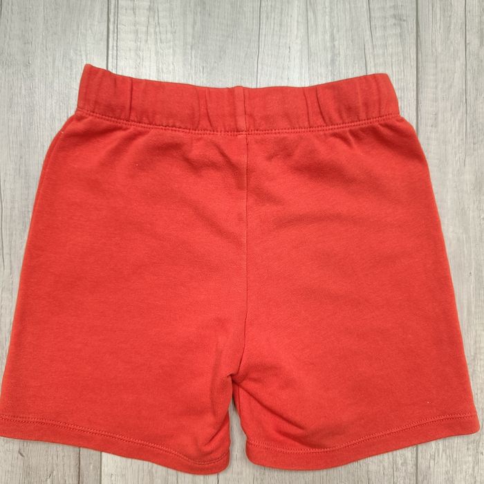 Czerwone krótkie spodenki chłopięce, szorty, H&M, r. 128