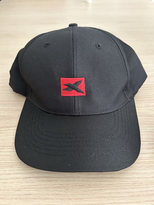 Zestaw inwestorski xtb - czapka z daszkiem i skarpety