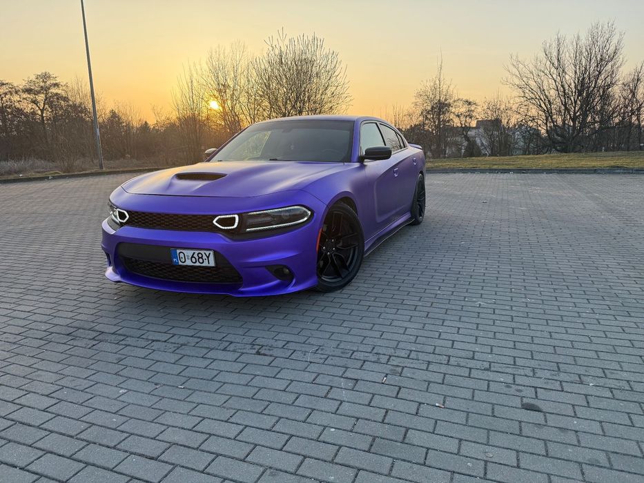 Dodge Charger R/T 5.7 HEMI prywatny właściciel  doinwestowane 34 tysiące w dodatkach
