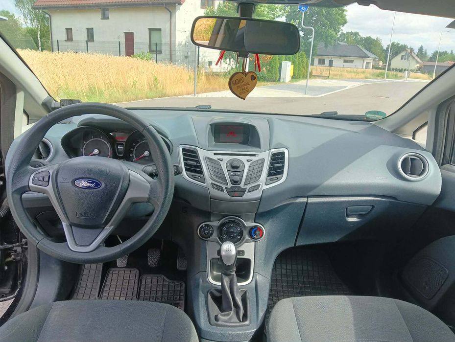 Ford fiesta mk7.
