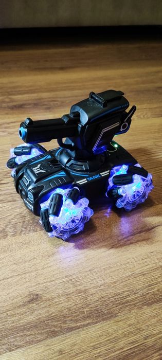 Tank fight car, на радіоуправлінні