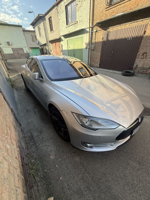 TeslaS 2015 60Kv
