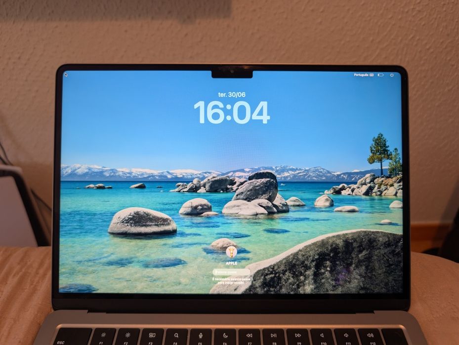 MacBook Air 13" M3 8C/8GB RAM/256GB SSD