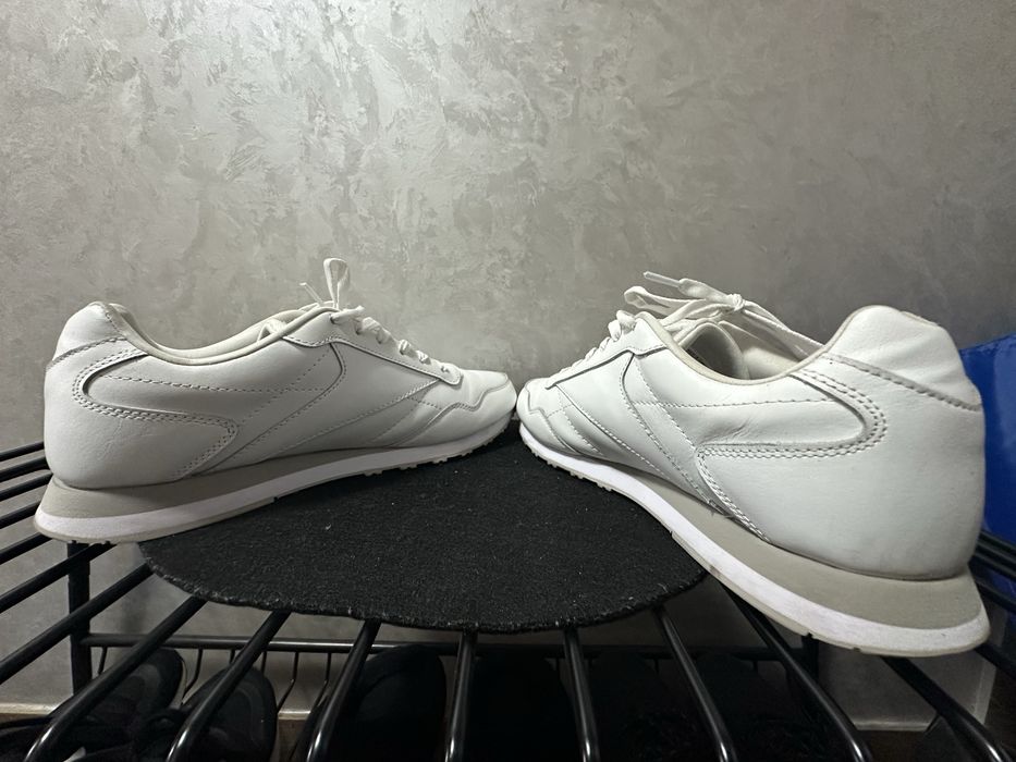 Продам кросівки Reebok 42